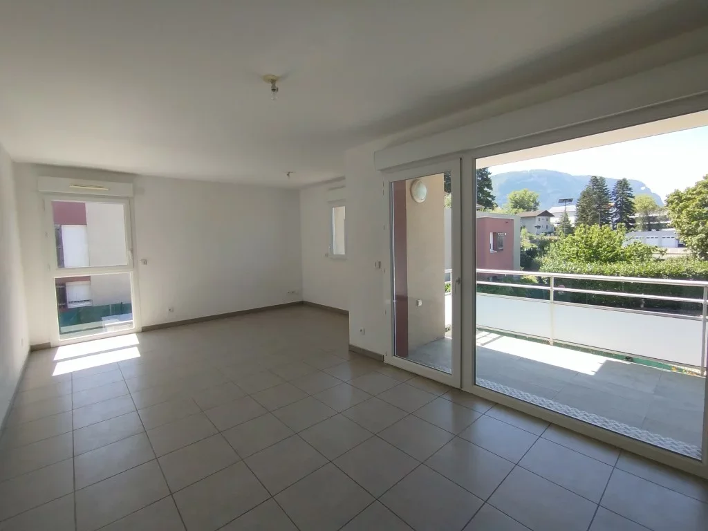 Flat Rue de Vallard in Gaillard