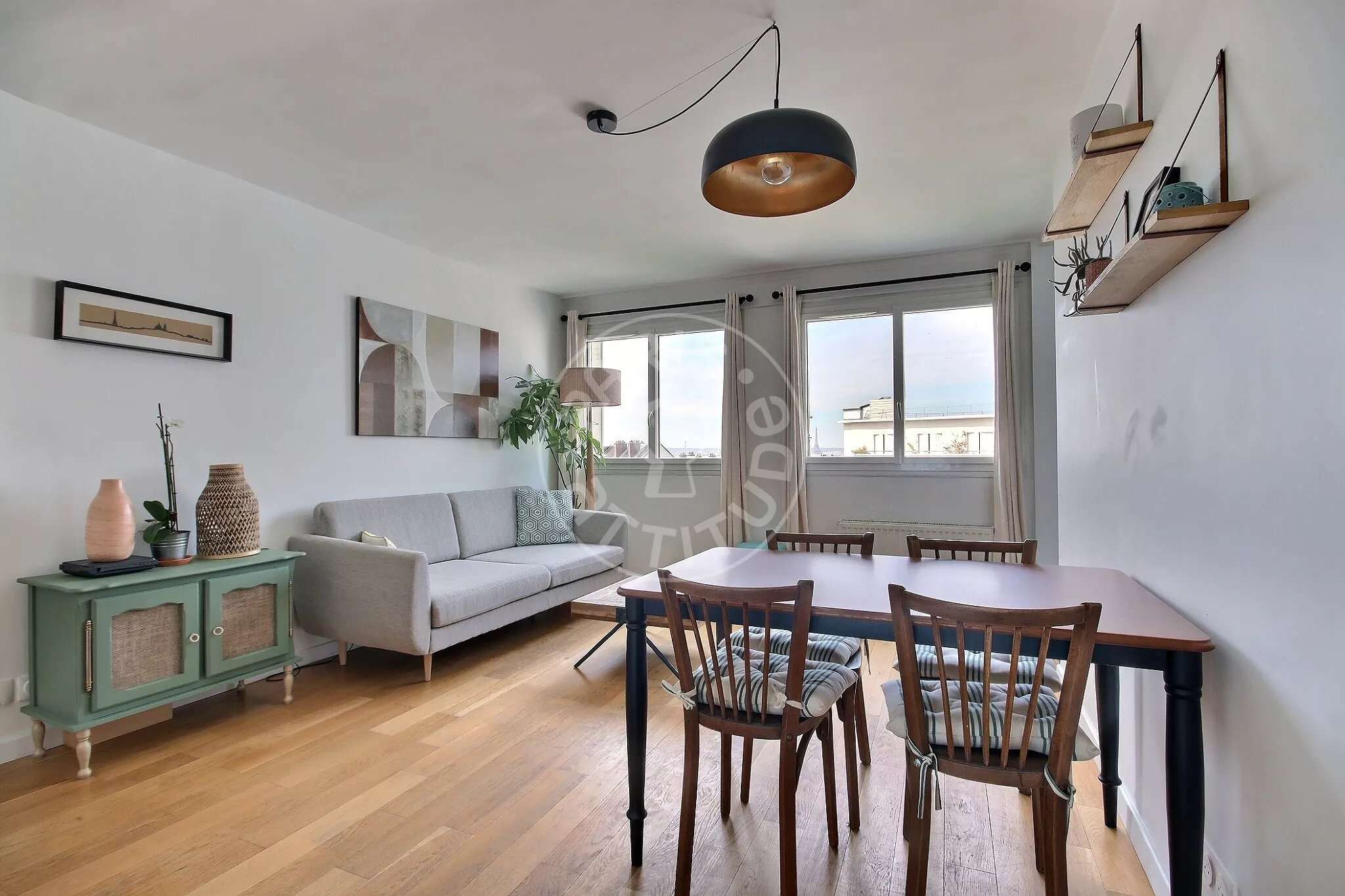 Appartement Rue Georges Lardennois à Paris