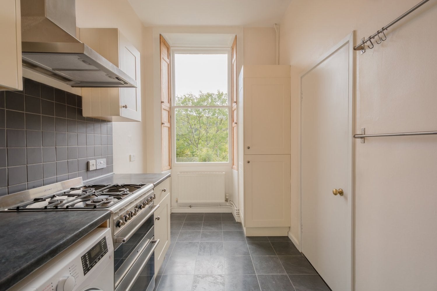 Flat Ringswell Gardens in Bath