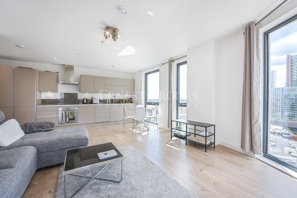 Flat Greenwich View Place in Greater London