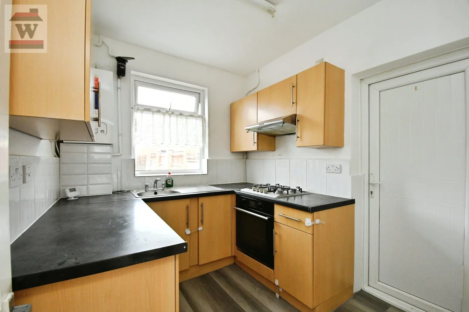 House Dalmeny Crescent in Greater London