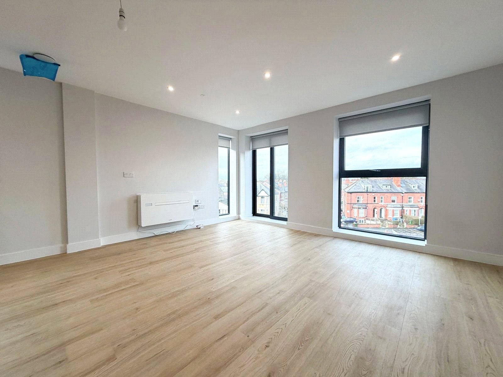 Flat Wilmslow Road in Manchester