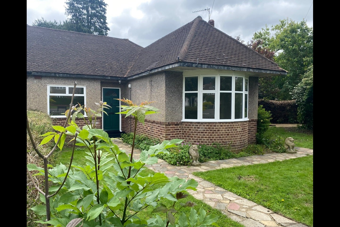 House Clarence Avenue in Greater London