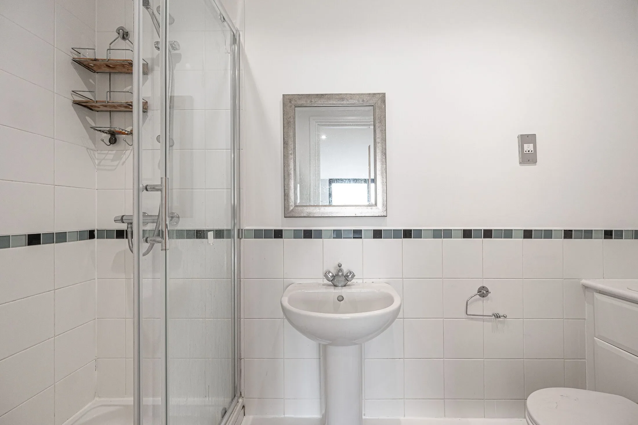 Flat Kingsway in Greater London