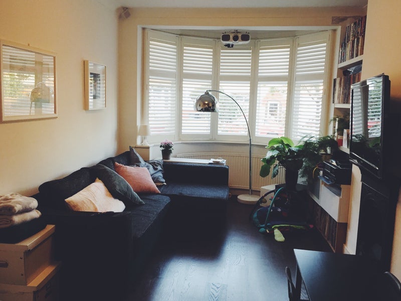 Room Stirling Road in Greater London