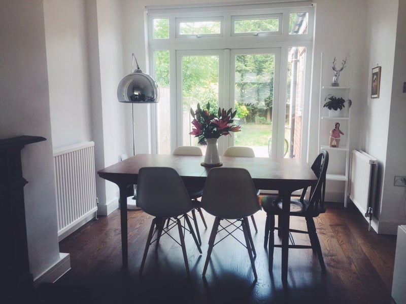 Room Stirling Road in Greater London