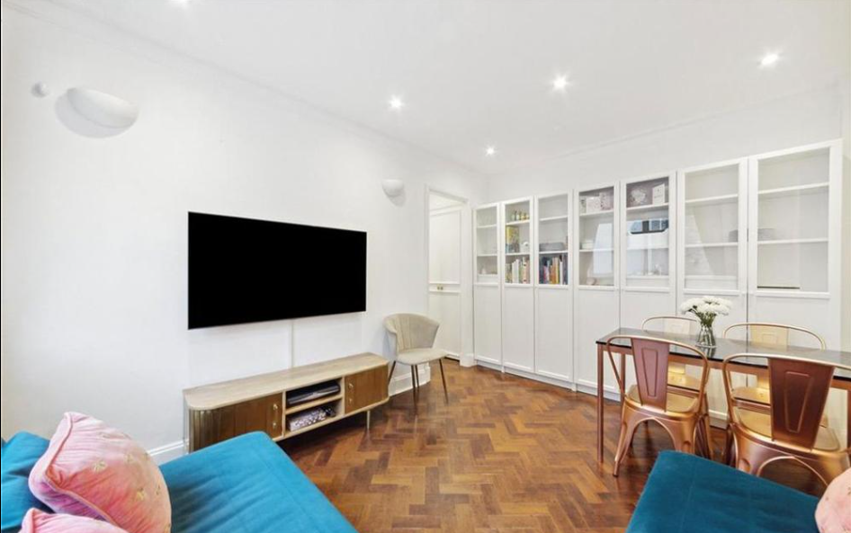 Flat Elystan Place in Greater London