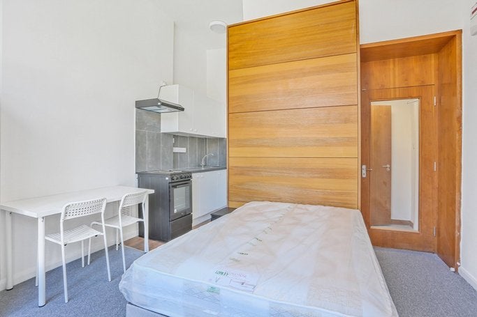 Room Guilford Street in Greater London