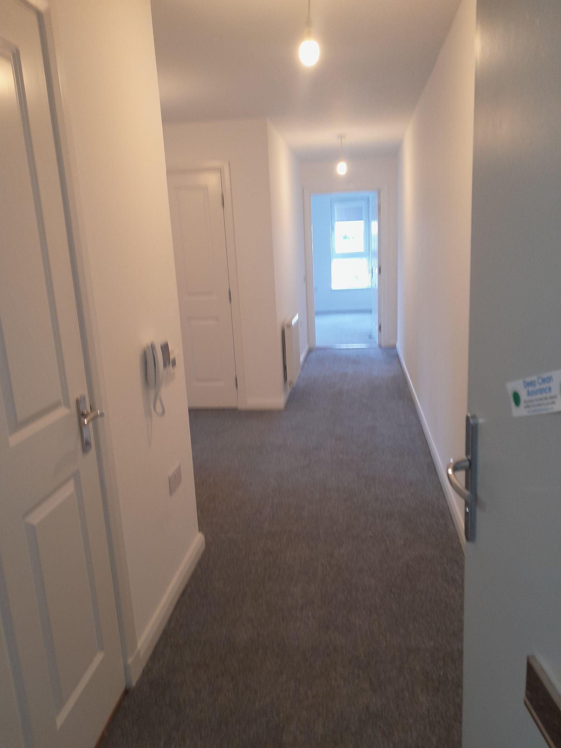 Flat Kennyhill Square in Glasgow