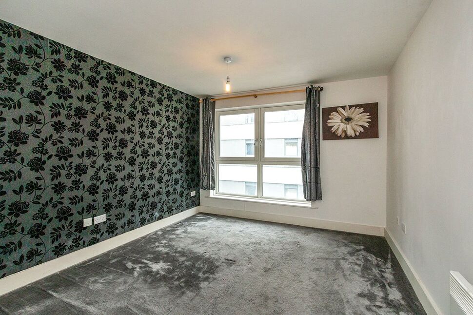 Flat Alençon Link in Basingstoke and Deane