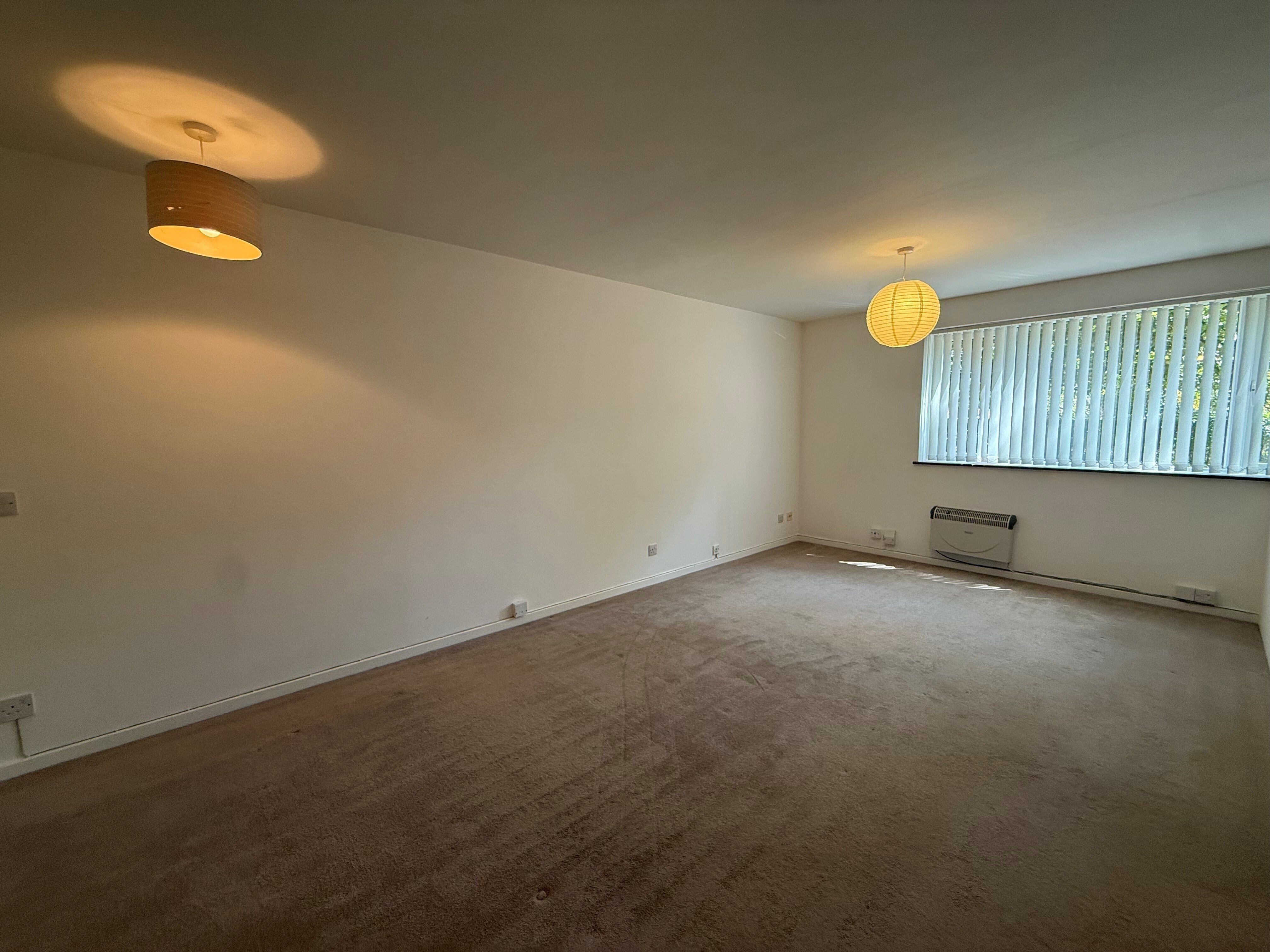 Flat Selborne Gardens in Gosport
