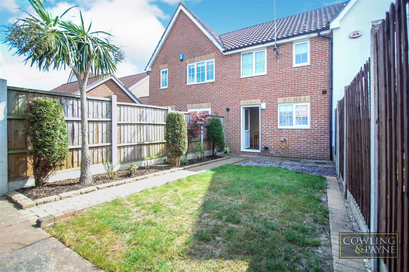 House Westray Walk in Basildon