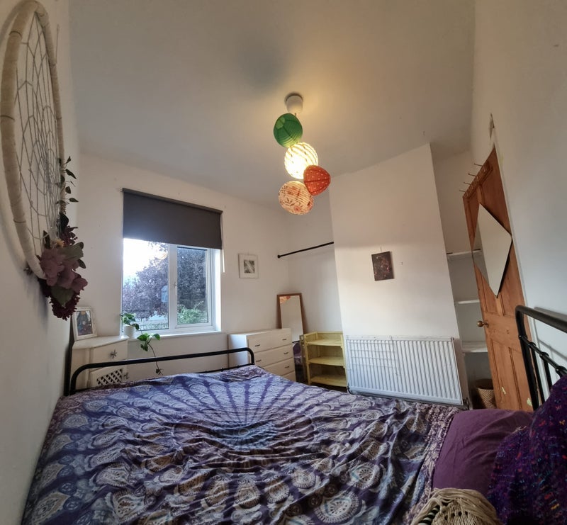 Room Warminster Road in Bristol
