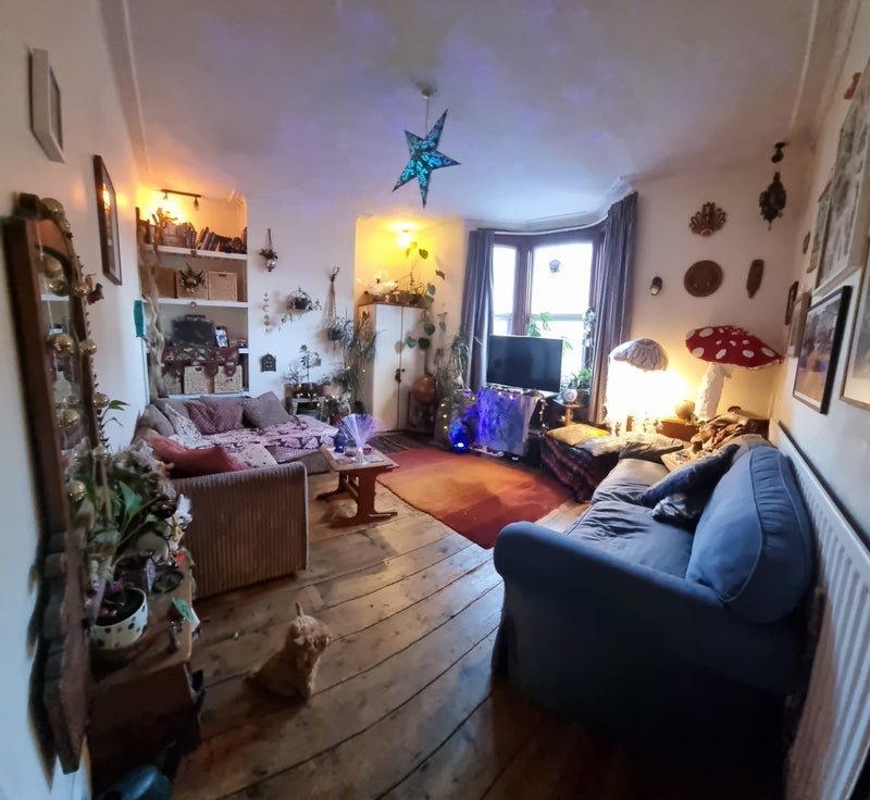 Room Warminster Road in Bristol
