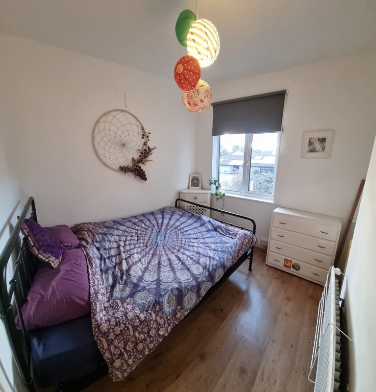 Room Warminster Road in Bristol