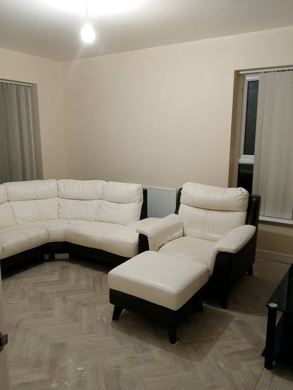 Room Falstaff Road in Sheffield