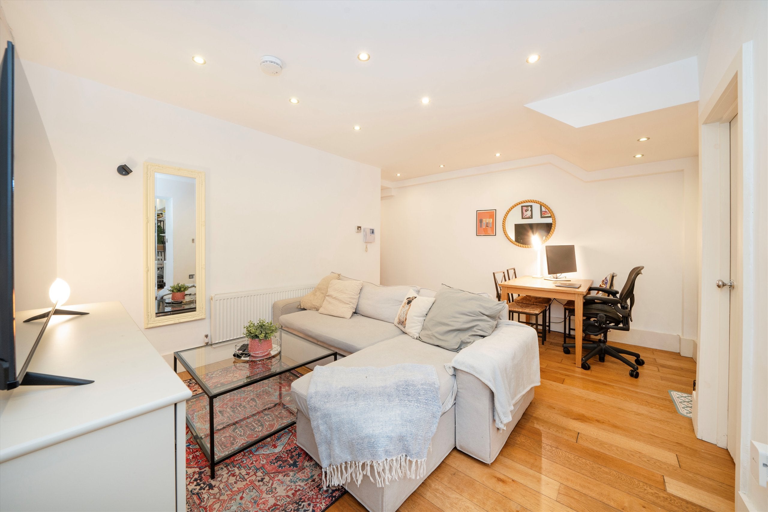 Flat Shirland Road in City of Westminster