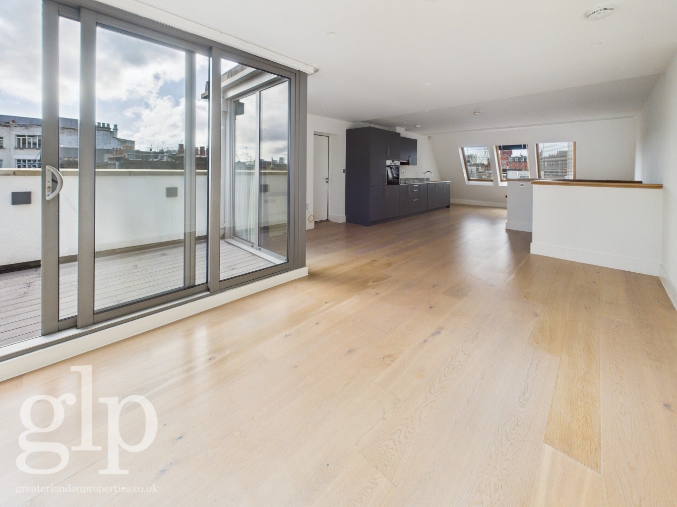Flat Lexington Street in City of Westminster