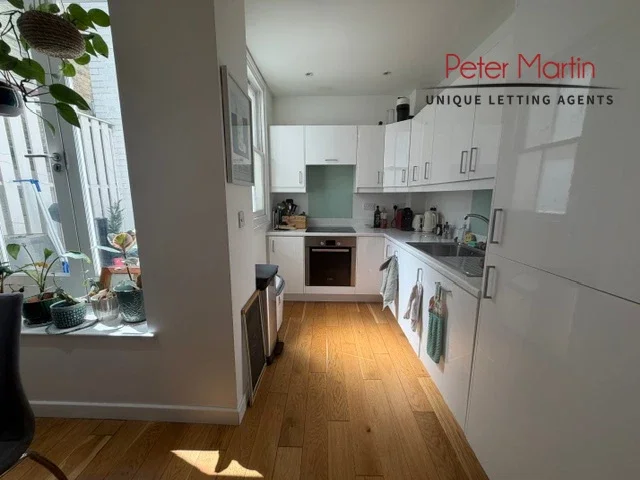 Flat Portsdown Mews in Greater London