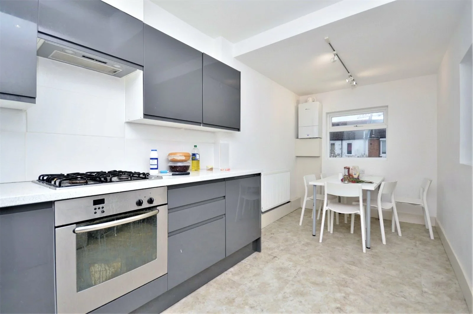 Flat Buller Road in Brighton