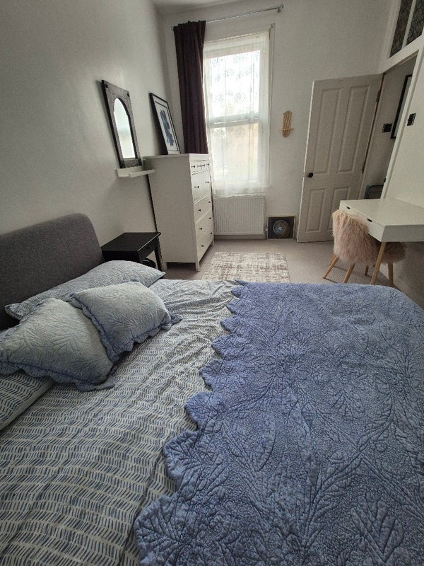 Room Brouncker Road in Greater London