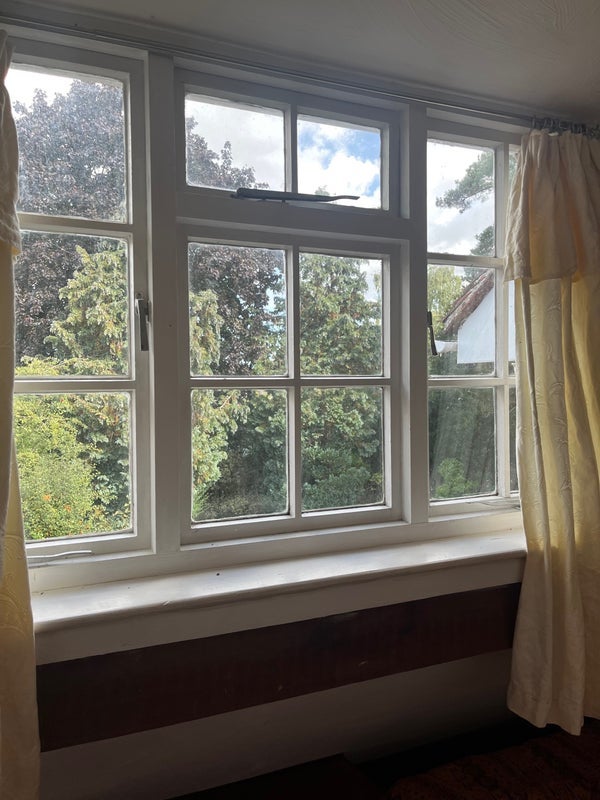 Room Hardwick Lane in West Suffolk