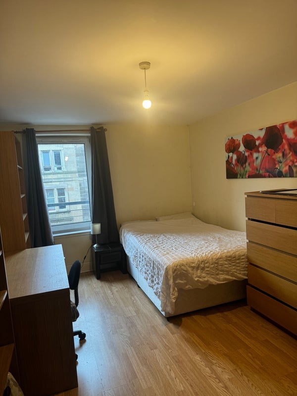 Room King Street in City of Edinburgh