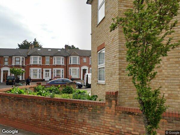 Flat Northbrook Road in Greater London