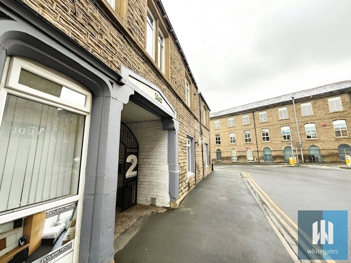 Room Firth Street in Kirklees