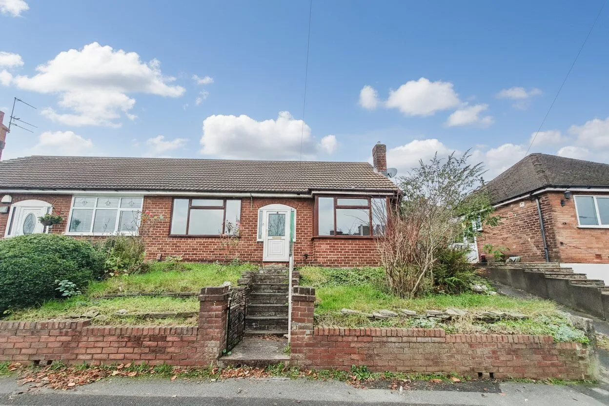 Flat Wingate Drive in Whitefield