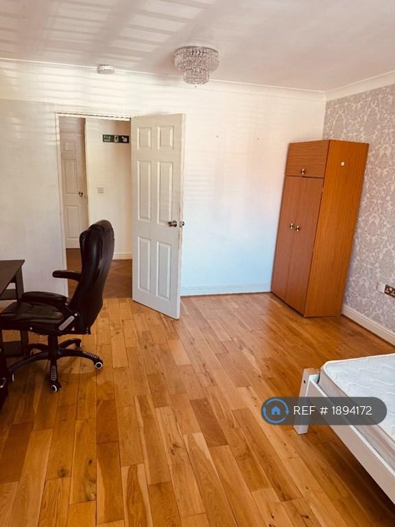 Room Covesfield in Gravesham