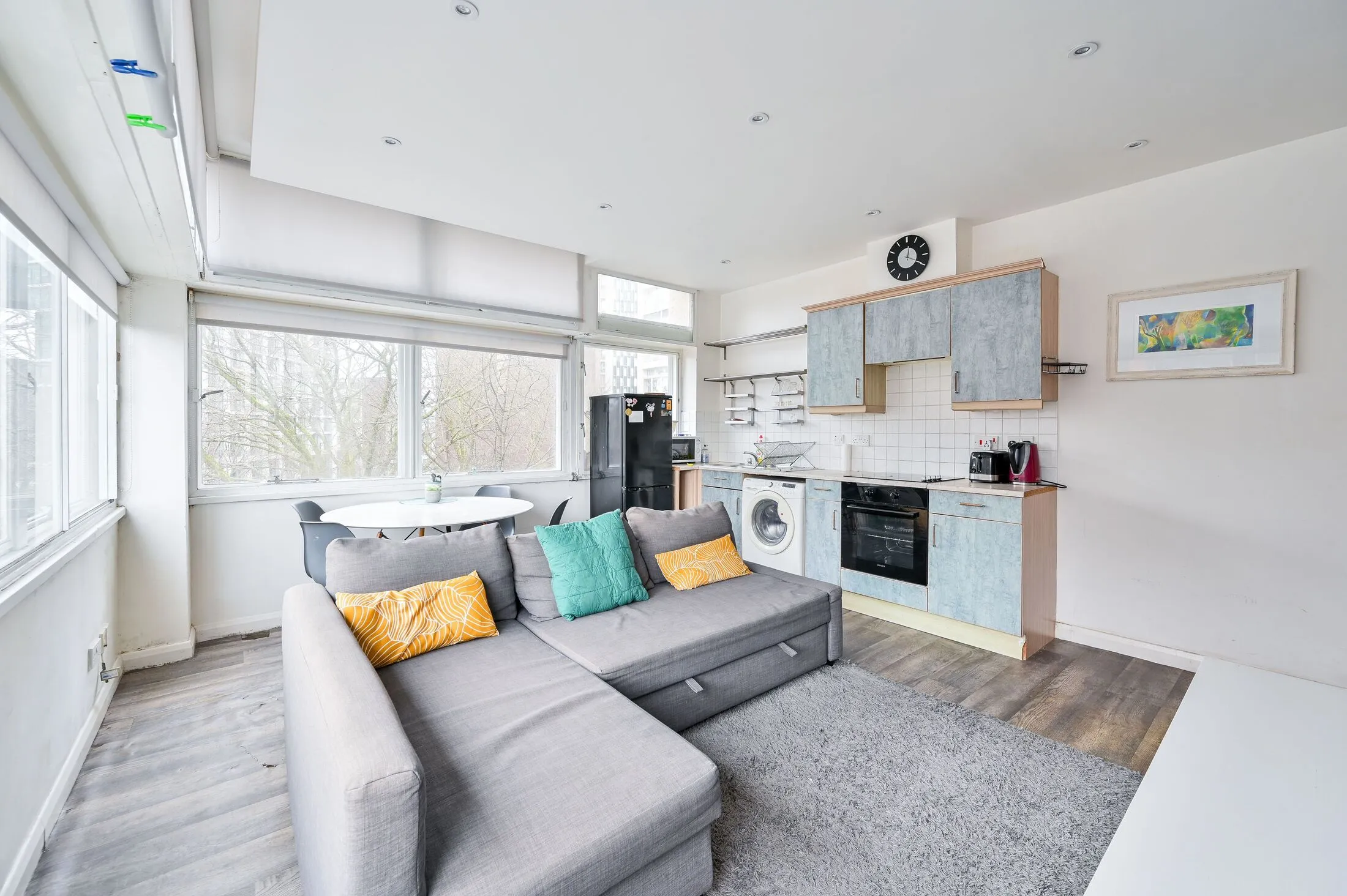 Flat Newington Causeway in Greater London