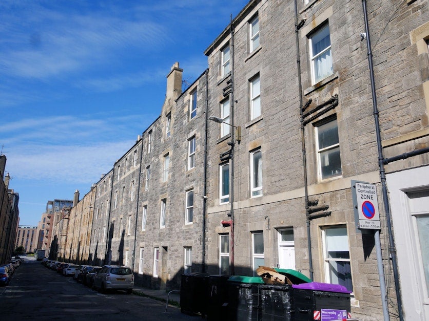 Flat Upper Grove Place in City of Edinburgh