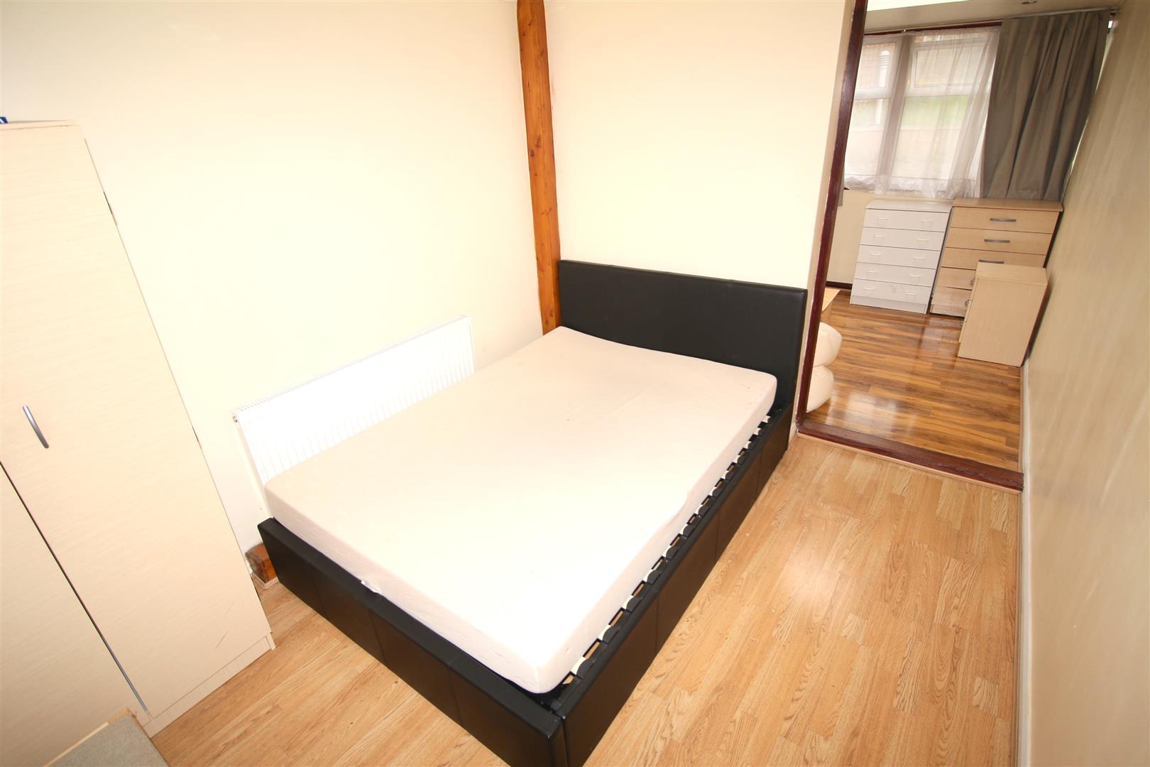 Room Wembley Park Drive in Greater London