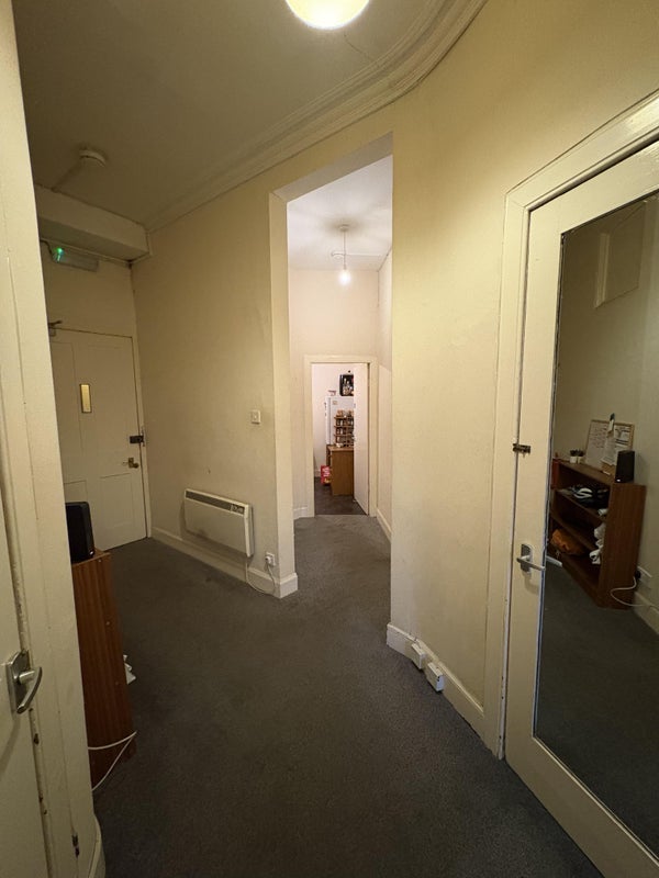 Flat Slateford Road in City of Edinburgh