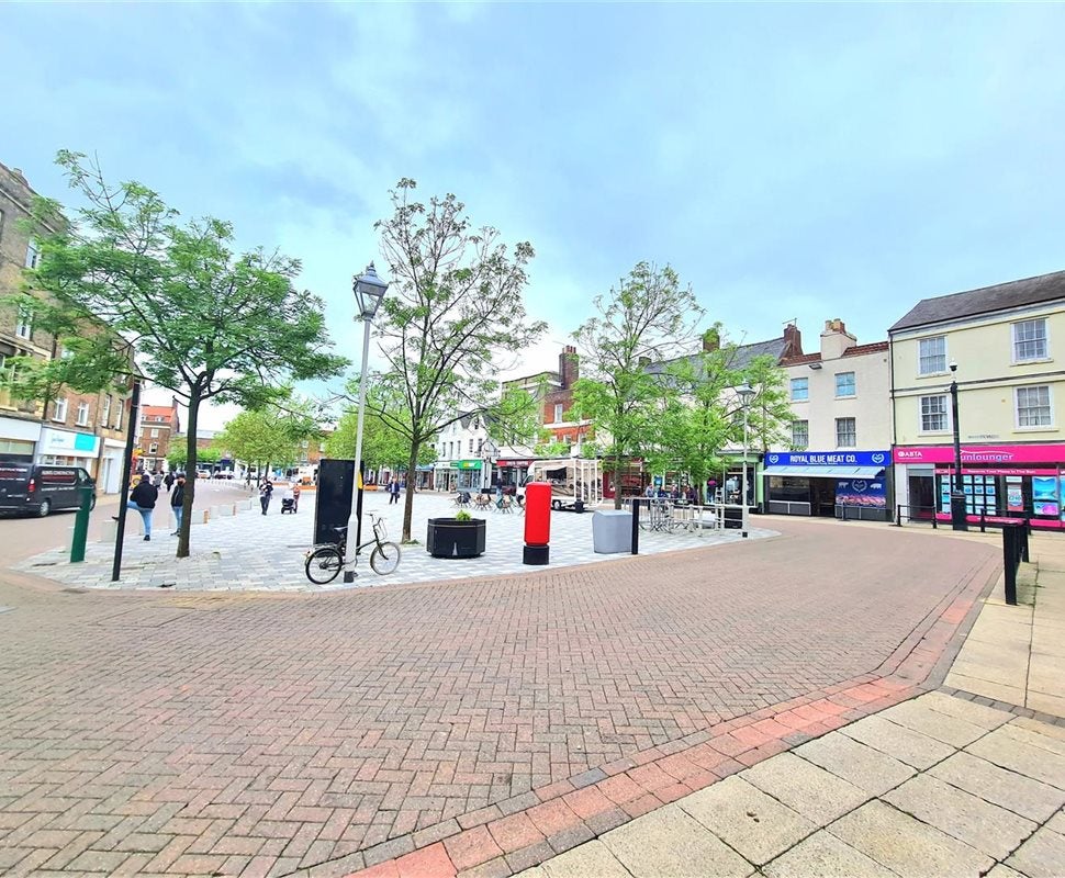 Flat Market Street in South Cambridgeshire