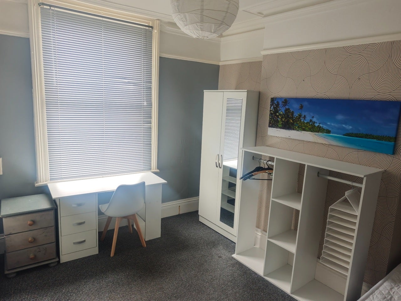 Room St Peter's Avenue in Cleethorpes