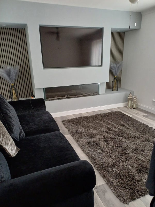 Room Burdiehouse Avenue in City of Edinburgh
