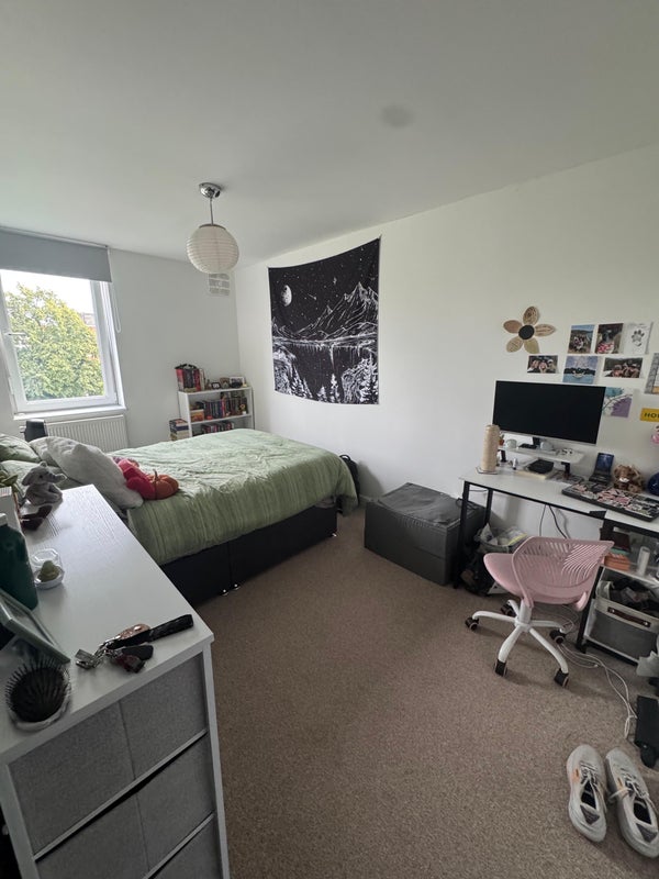 Room Williams Close in Greater London