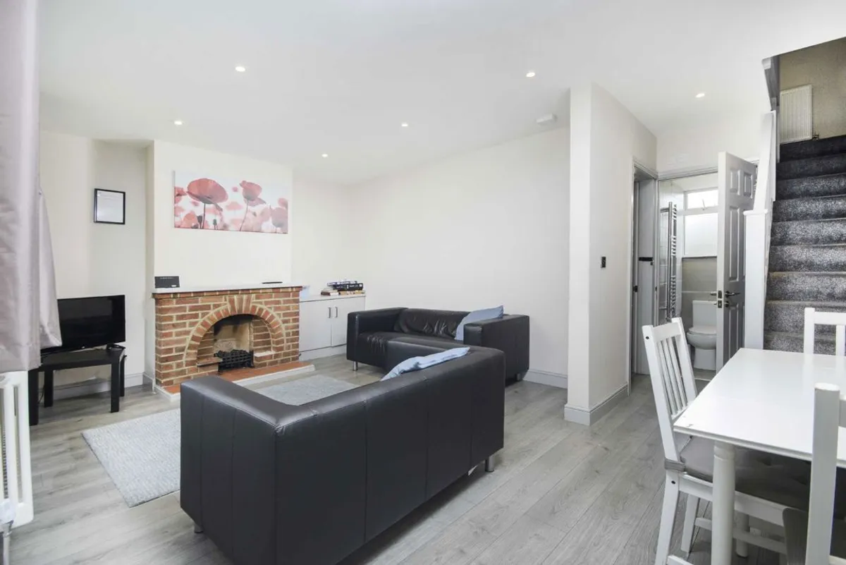 House Robin Hood Lane in Greater London