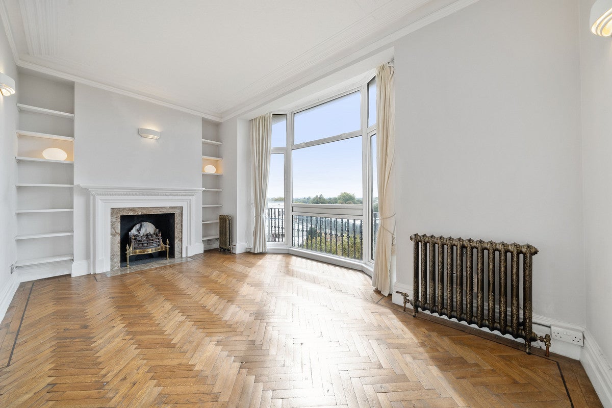 Flat Richmond Hill in London
