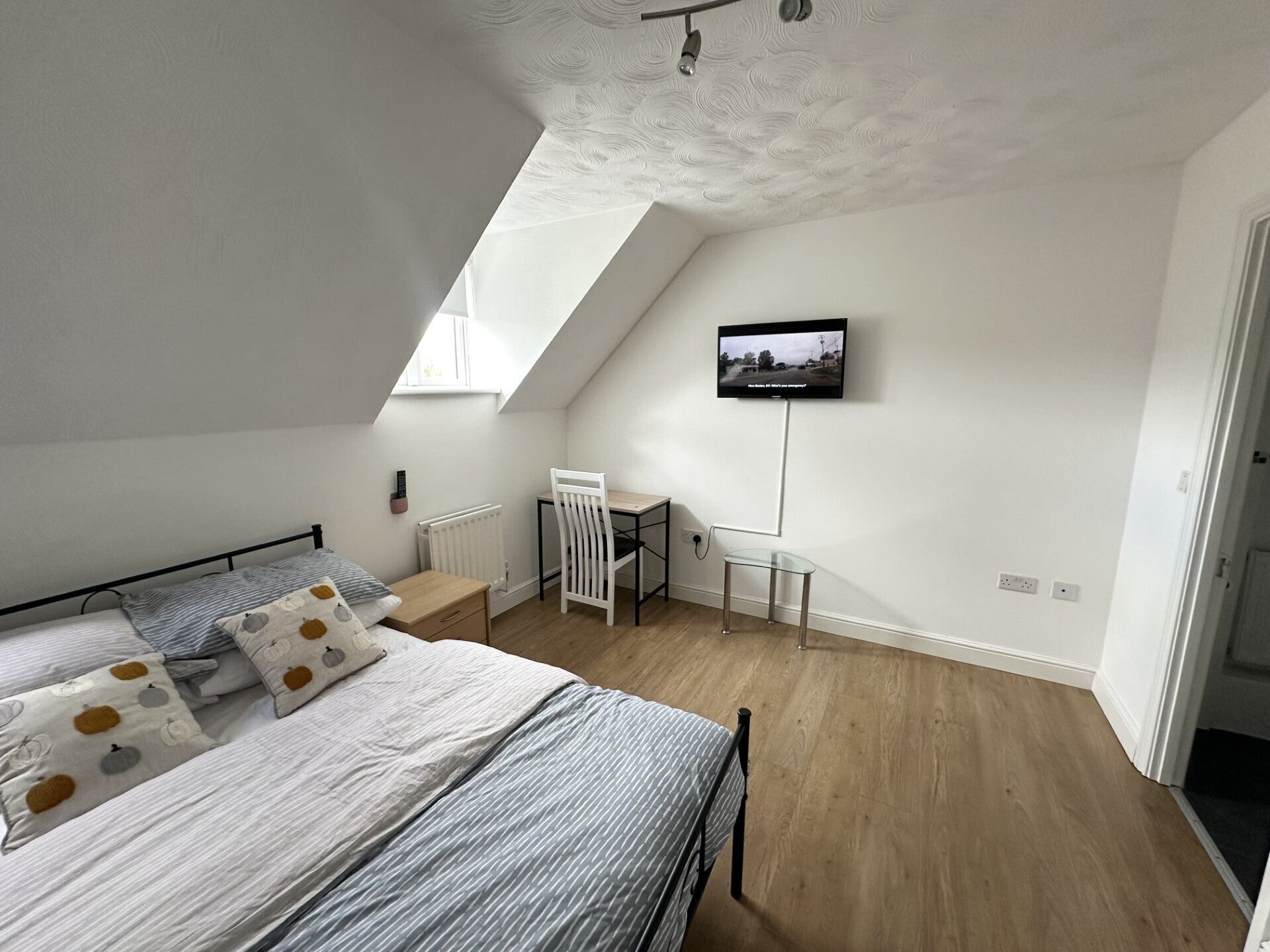 Room Bewick Place in Peterborough