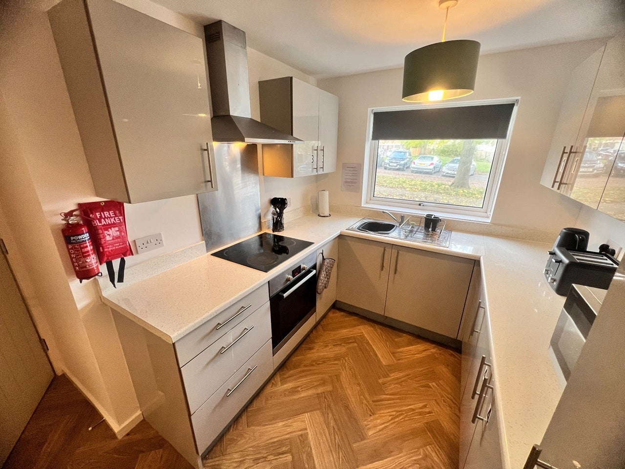 Room Ombersley Close in Redditch