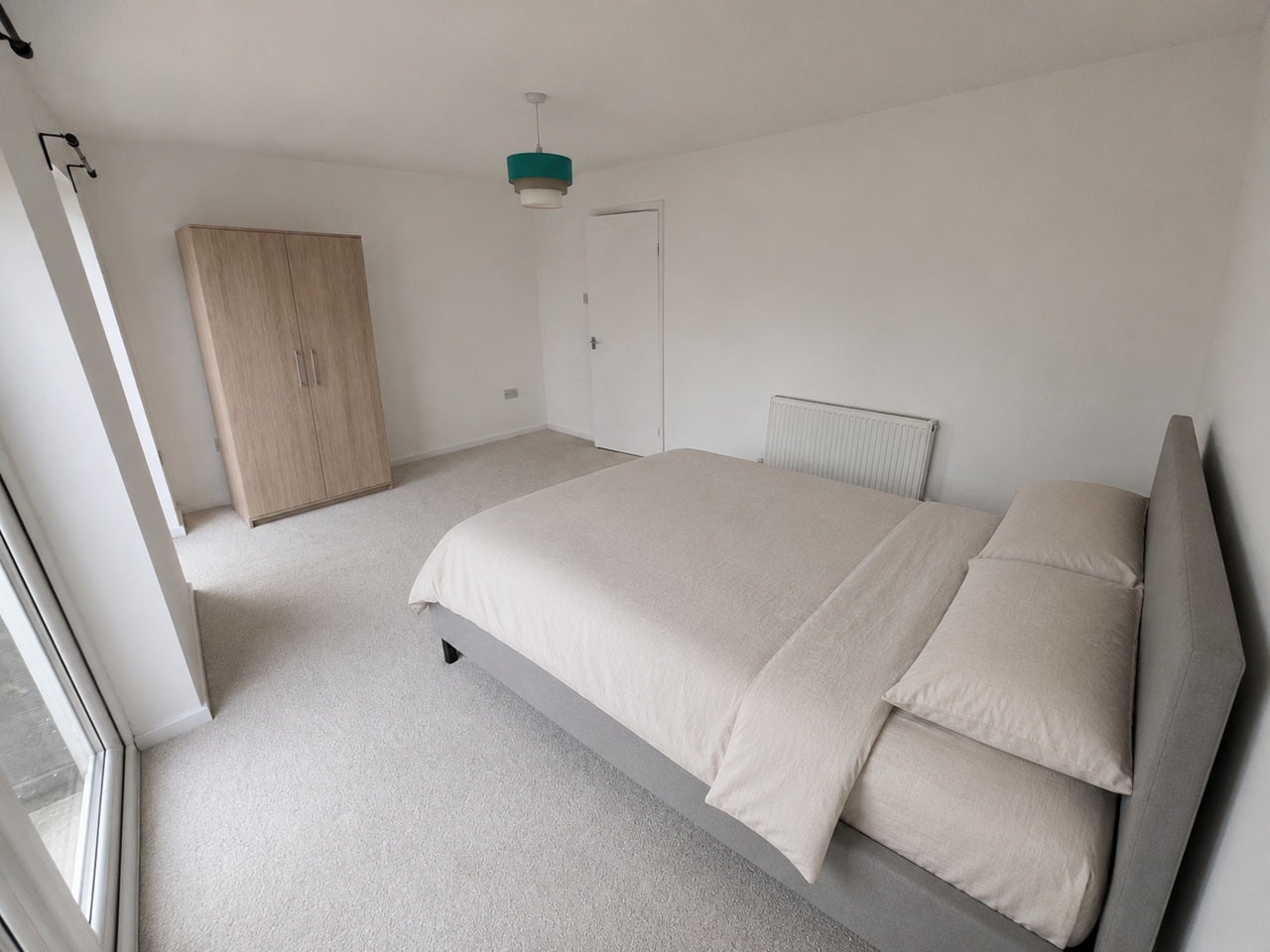 Room Ombersley Close in Redditch