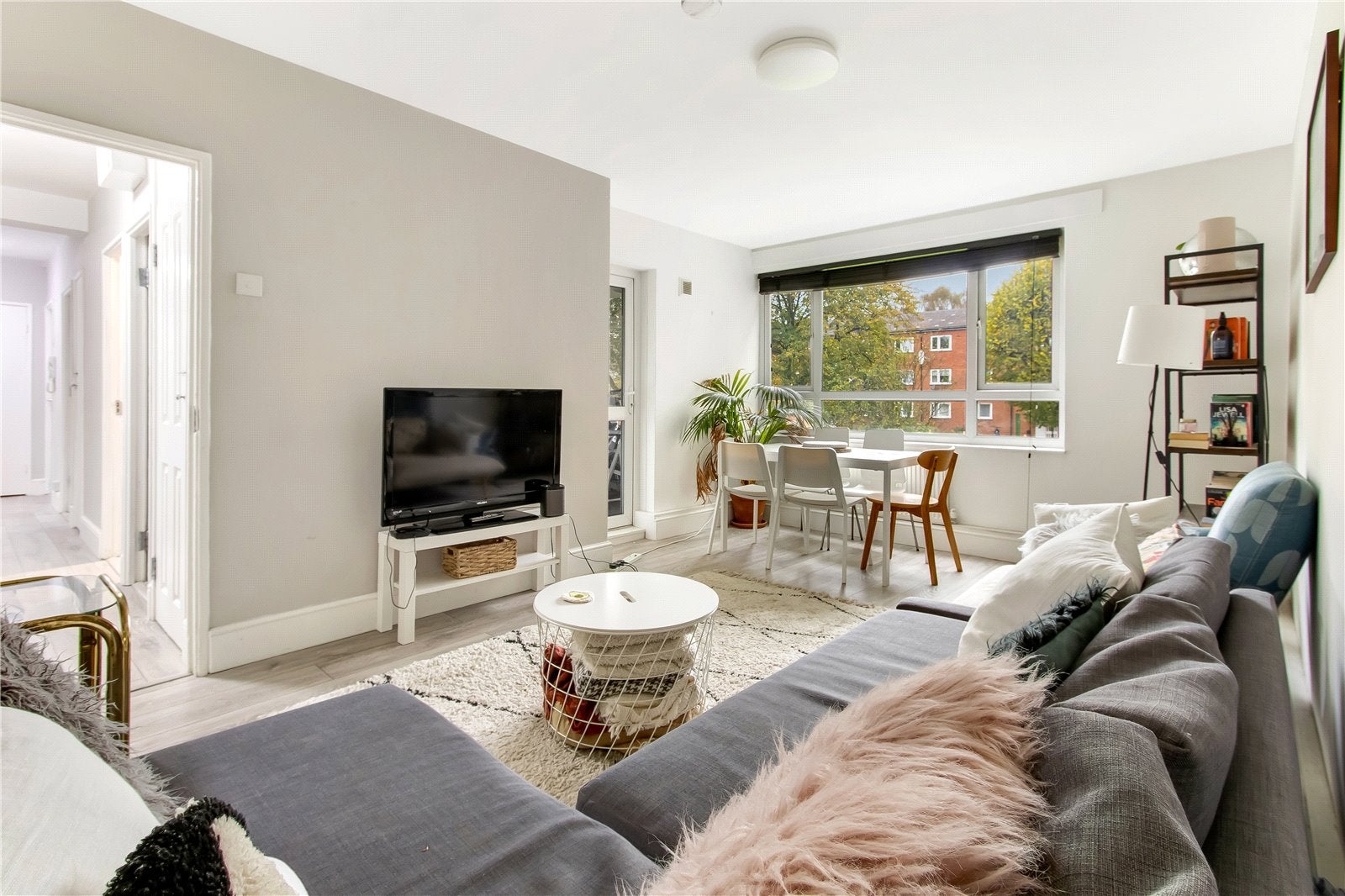 Flat Birchmore Walk in Greater London