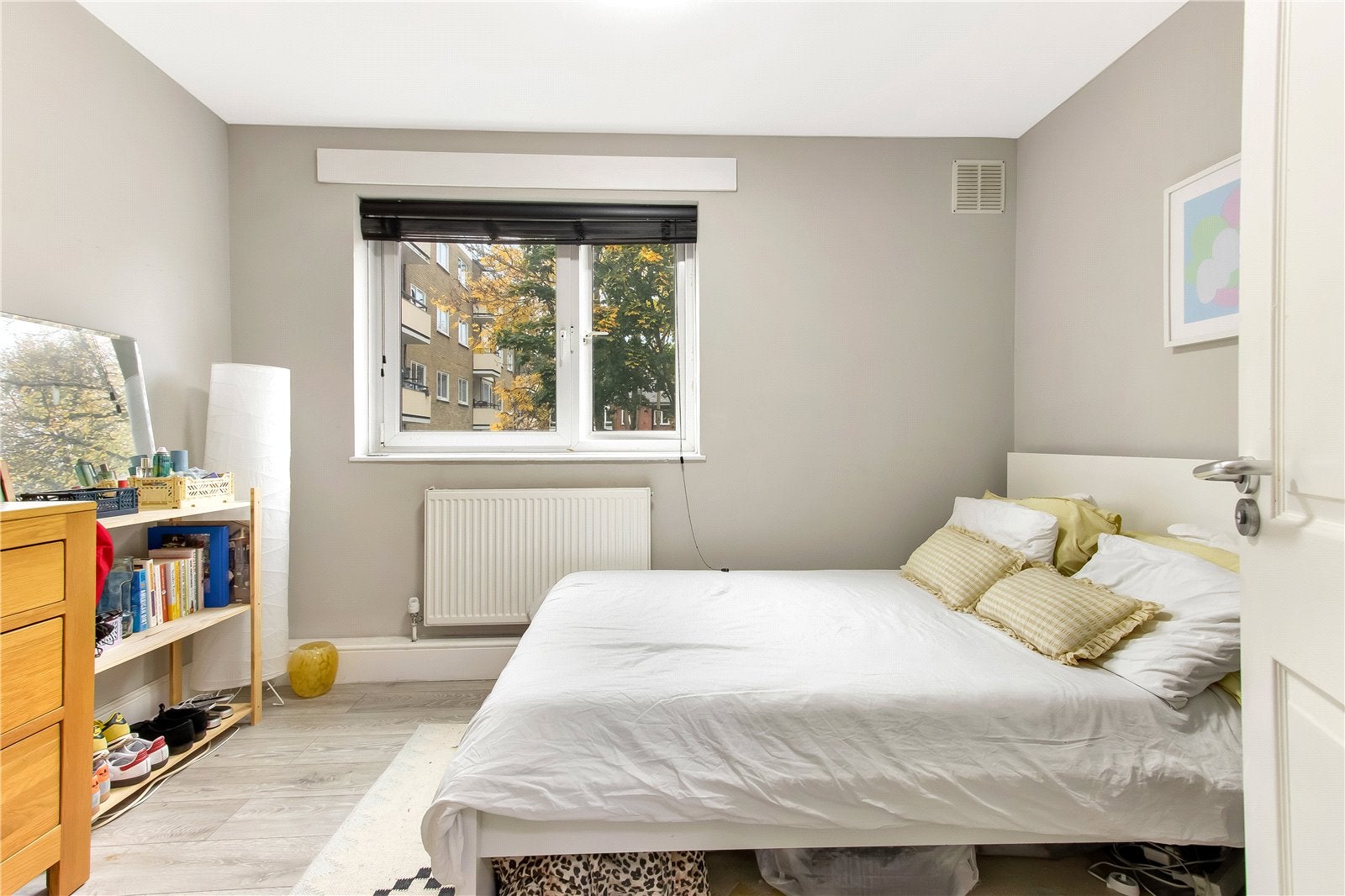 Flat Birchmore Walk in Greater London
