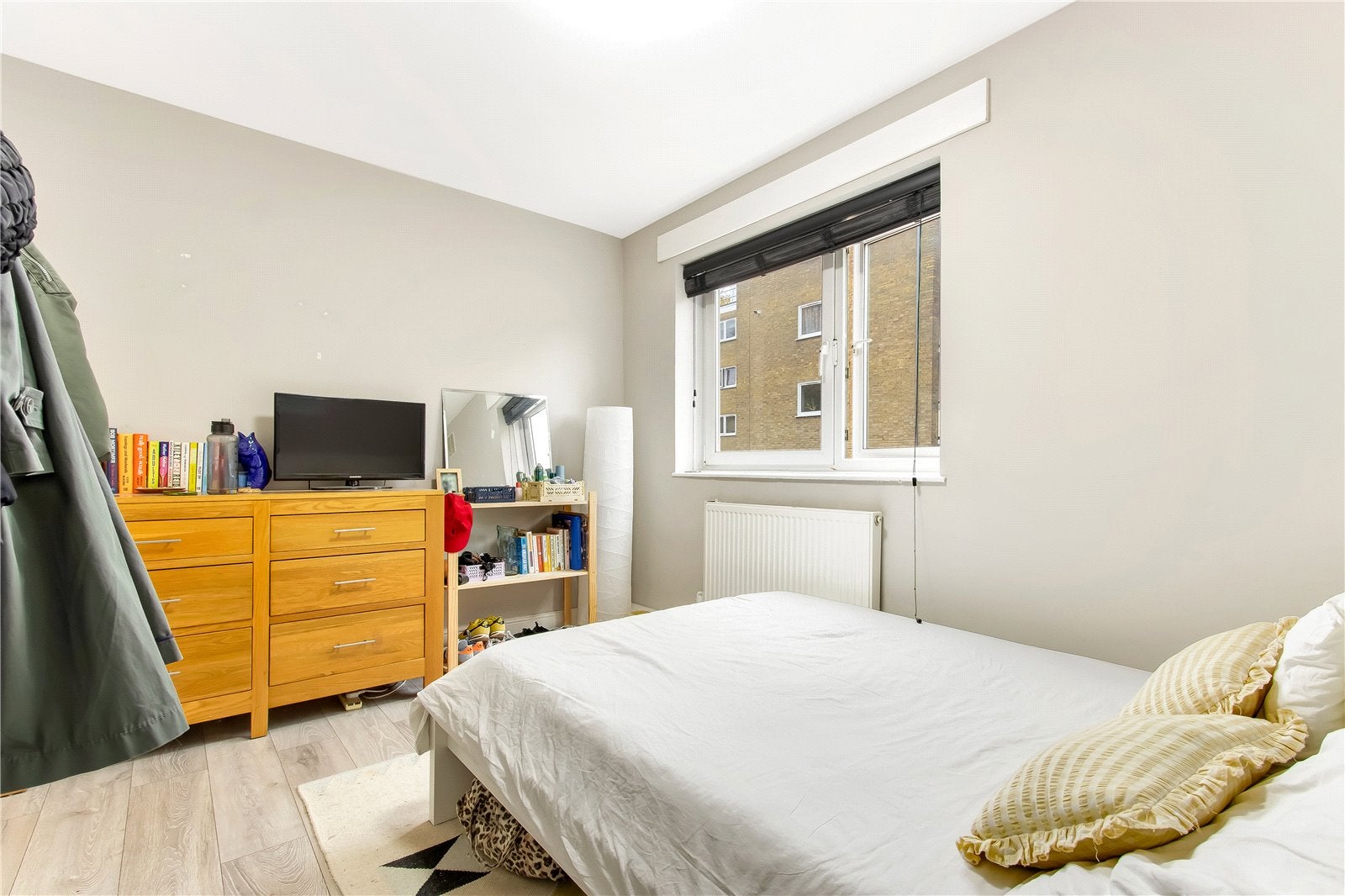 Flat Birchmore Walk in Greater London