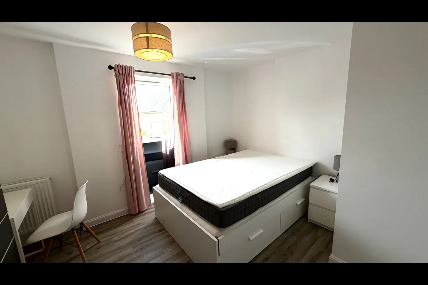 Flat Countess Way in Milton Keynes