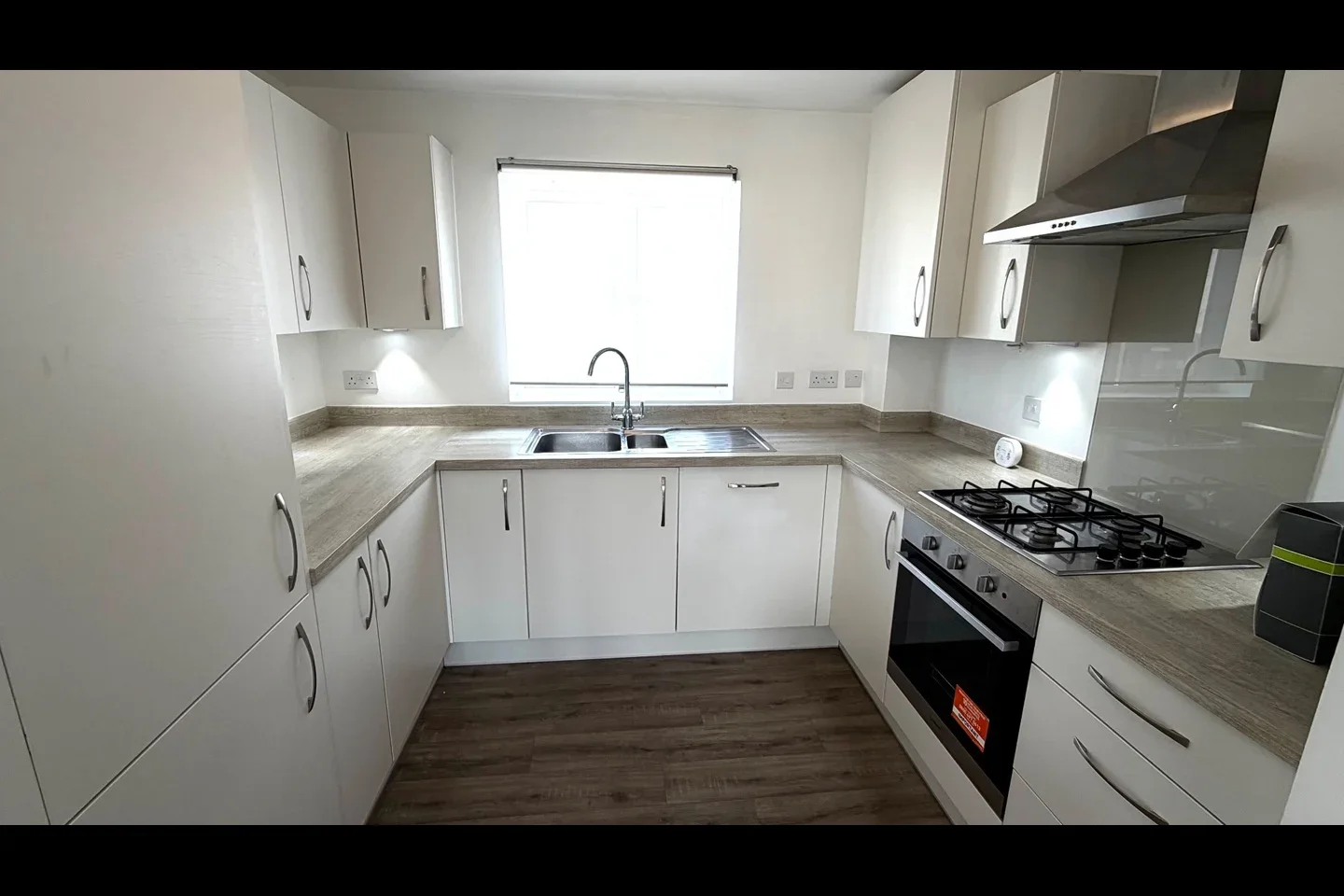 Flat Countess Way in Milton Keynes