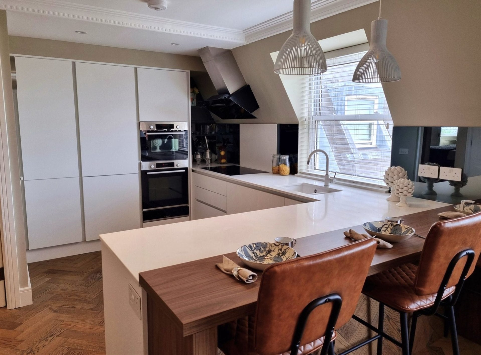 Flat Boydell Court in Greater London